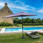 Historic Manor In The Heart Of Perigord Noir Domme