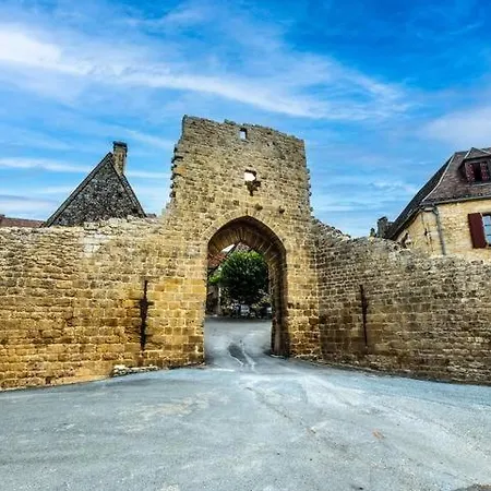 Historic Manor In The Heart Of Perigord Noir Feriehus *